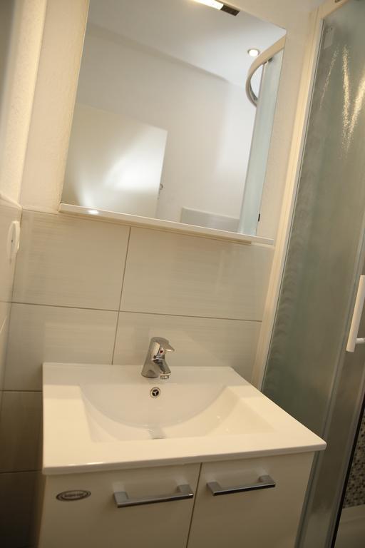 Apartments Gabrijel โวดีเซ ภายนอก รูปภาพ