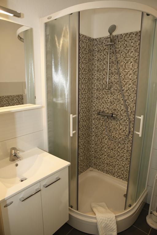 Apartments Gabrijel โวดีเซ ภายนอก รูปภาพ