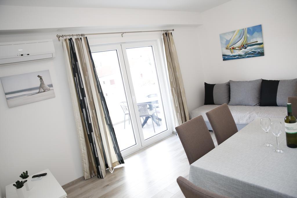 Apartments Gabrijel โวดีเซ ภายนอก รูปภาพ