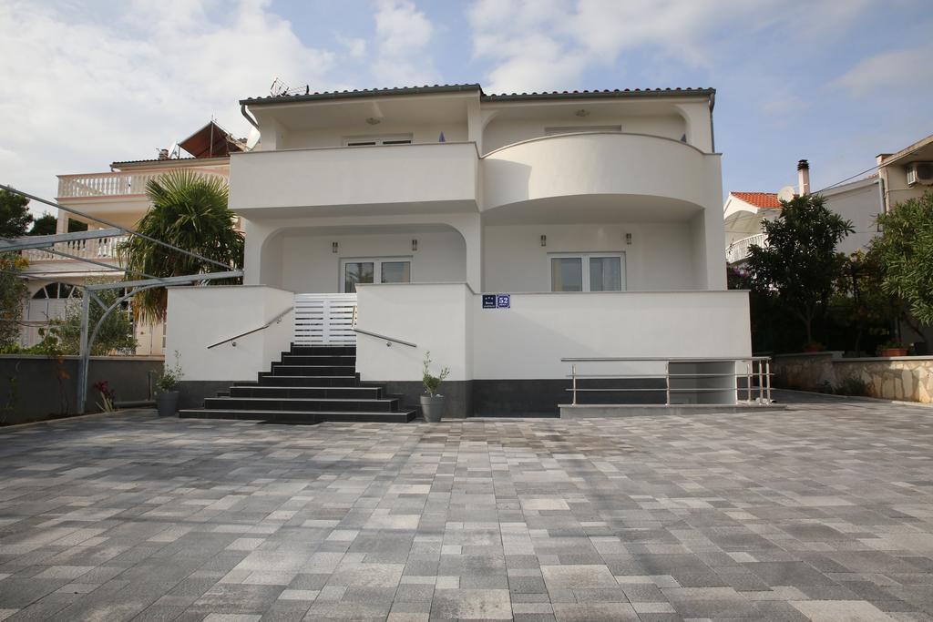 Apartments Gabrijel โวดีเซ ภายนอก รูปภาพ